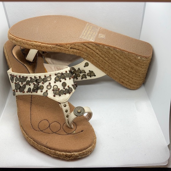 NIB Wild Rose wedge sandals - Picture 3 of 5